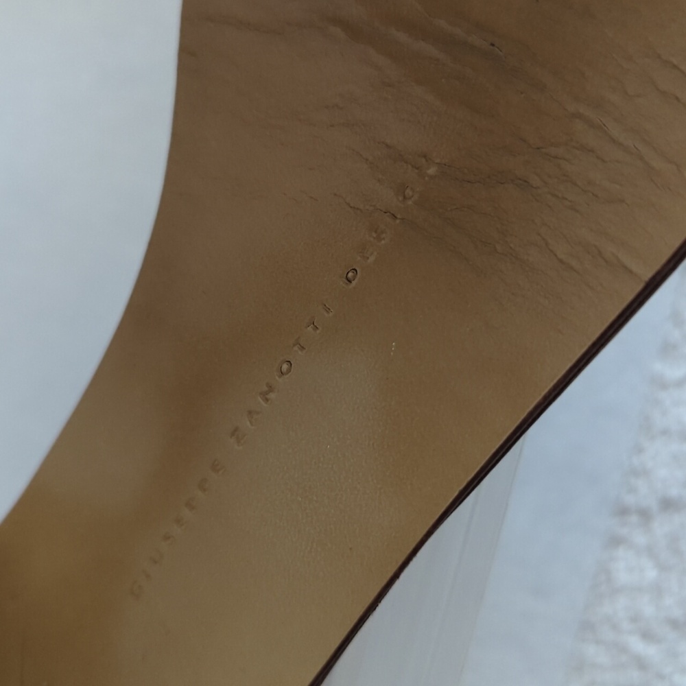 Giuseppe Zanotti Rhinestone Bridal Thong Sandals - Picture 2 of 10